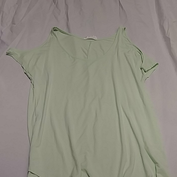 COLD shoulder soft mint green top - Picture 2 of 6